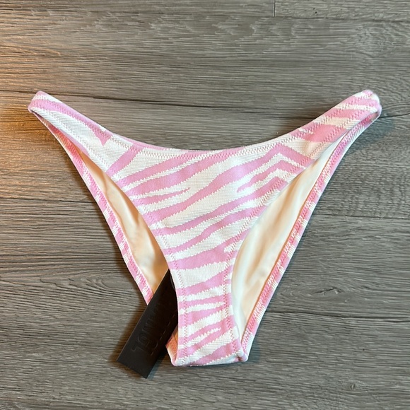 triangl swimwear Other - Zebra punch , Cheeky coverage bottom.